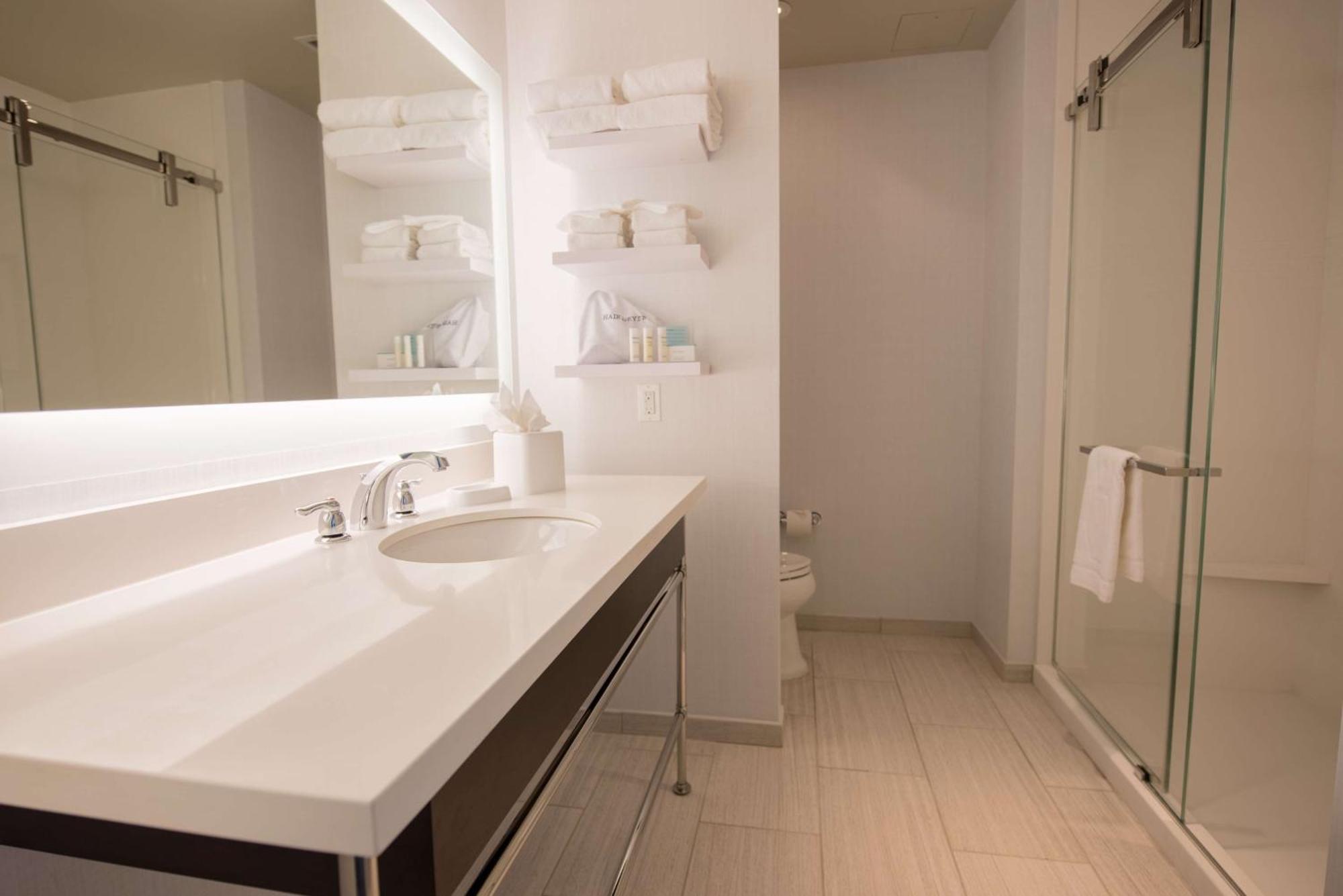 Hotel Hampton & Washington, D.c. - Navy Yard 3*