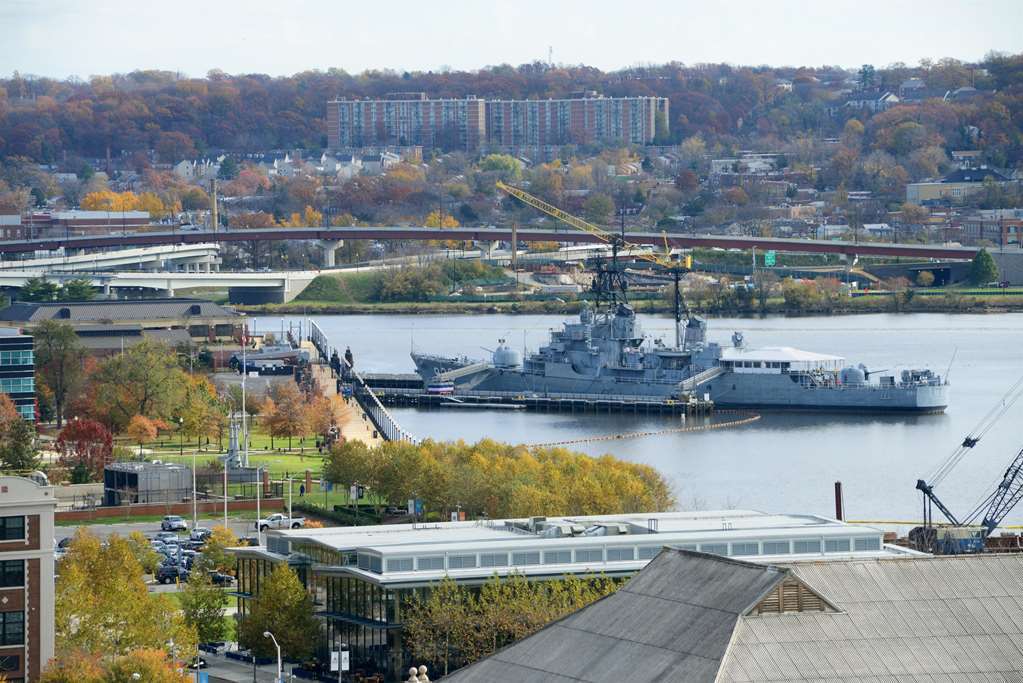 Hampton & Washington, D.c. - Navy Yard Hotel Washington