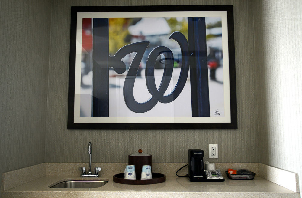 Hampton & Washington, D.c. - Navy Yard Hotel